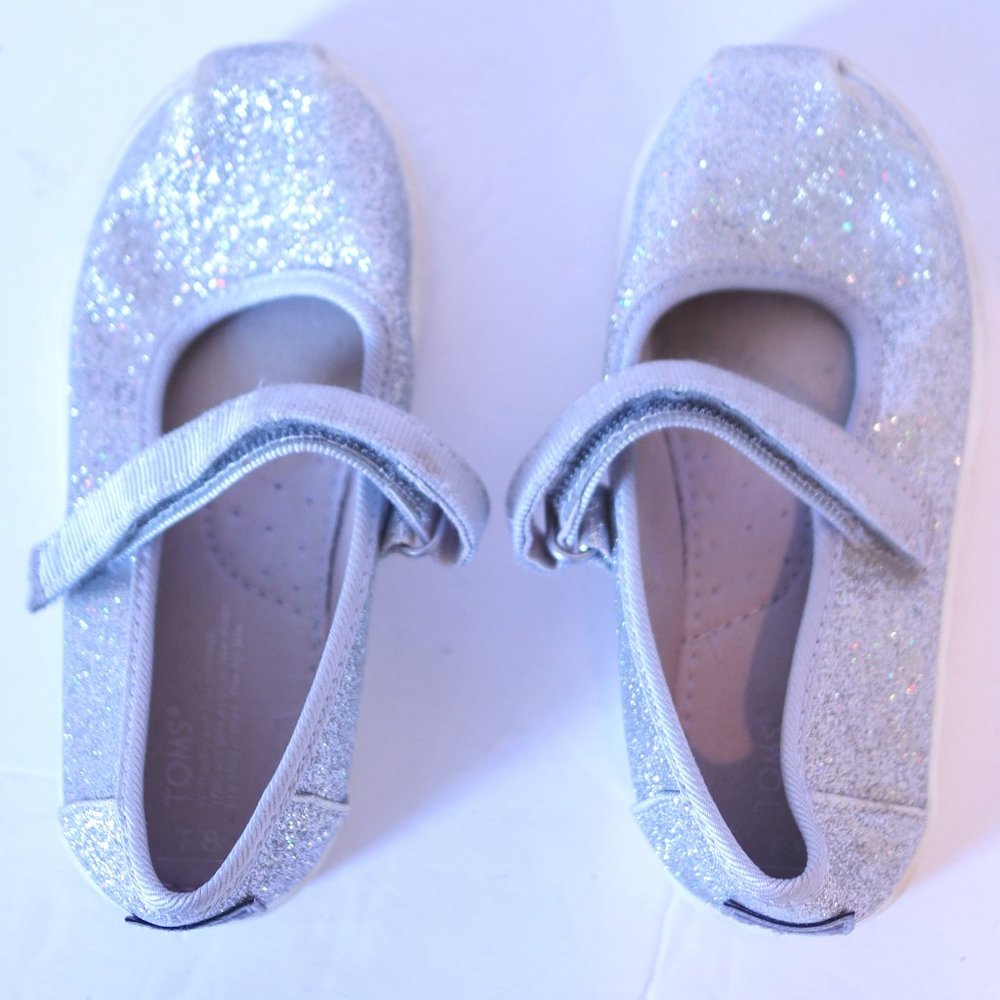 Kid's (Girl) Toms Velcro Shoes